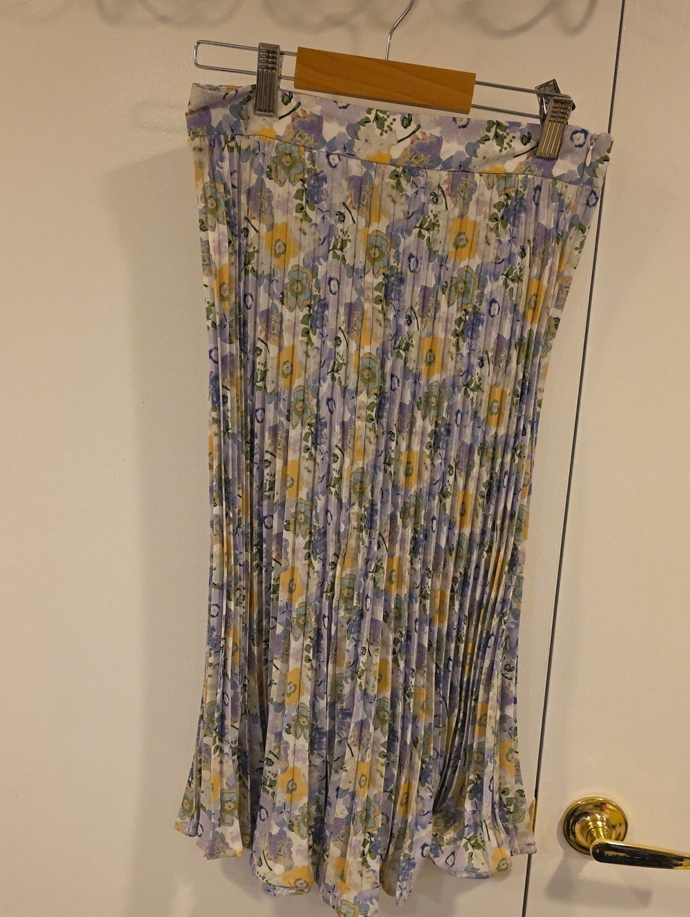 SHEIN Pleated Floral Maxi Skirt in Lavender, Yellow & Green Size S